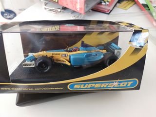 Scalextric Renault F1 Team
