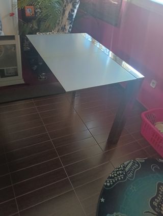 Mesa extensible salón de buena calidad