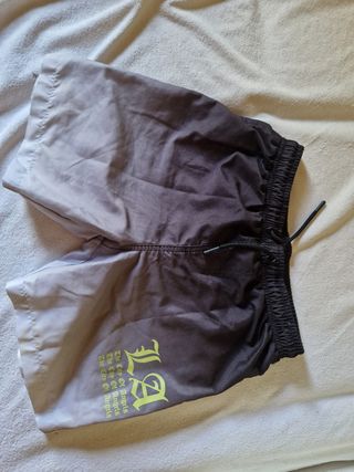 Lote completo 15€. ripcurl, hurley 10 € cada uno