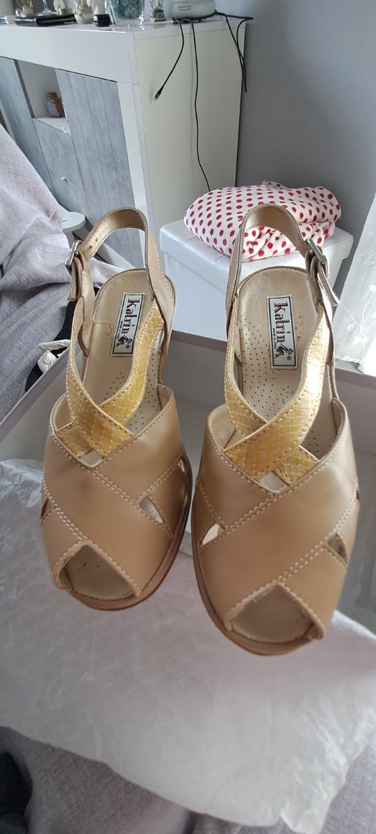 Sandali Kalir beige/giallo tg. 37