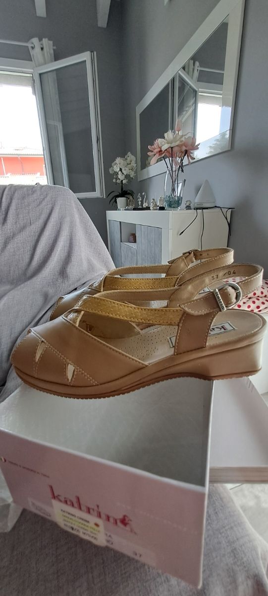 Sandali Kalir beige/giallo tg. 37