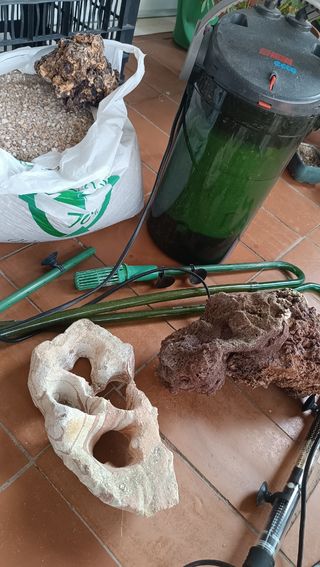 Acuario Eheim 250L - Negro