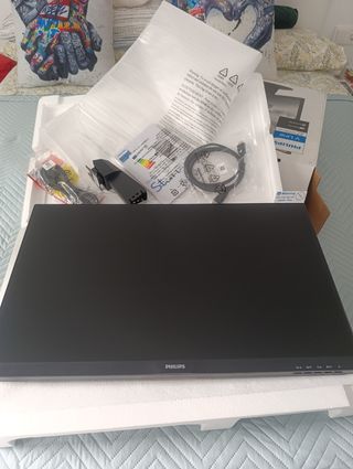 Monitor Philips 27" V Line
