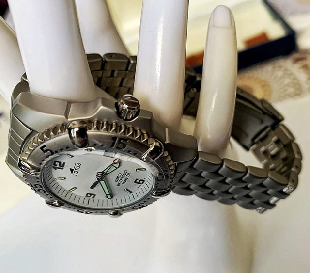 Reloj Lotus Titanium caballero