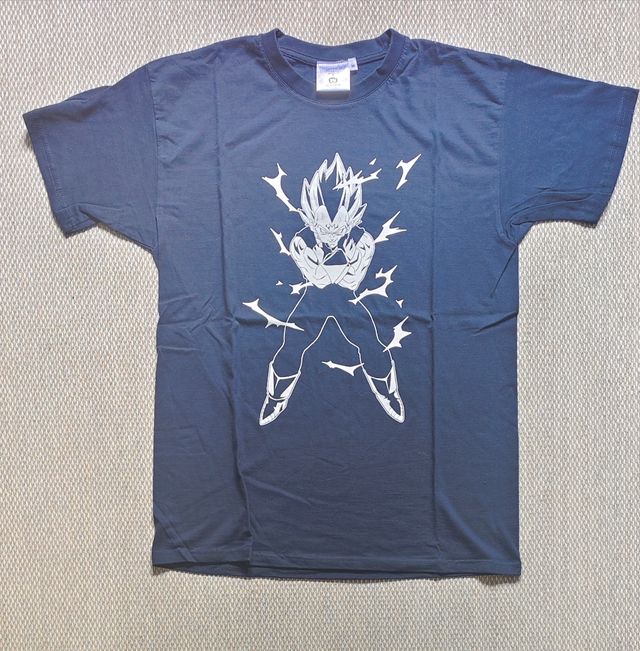 Camiseta Dragon Ball Vegeta - Tamanho M