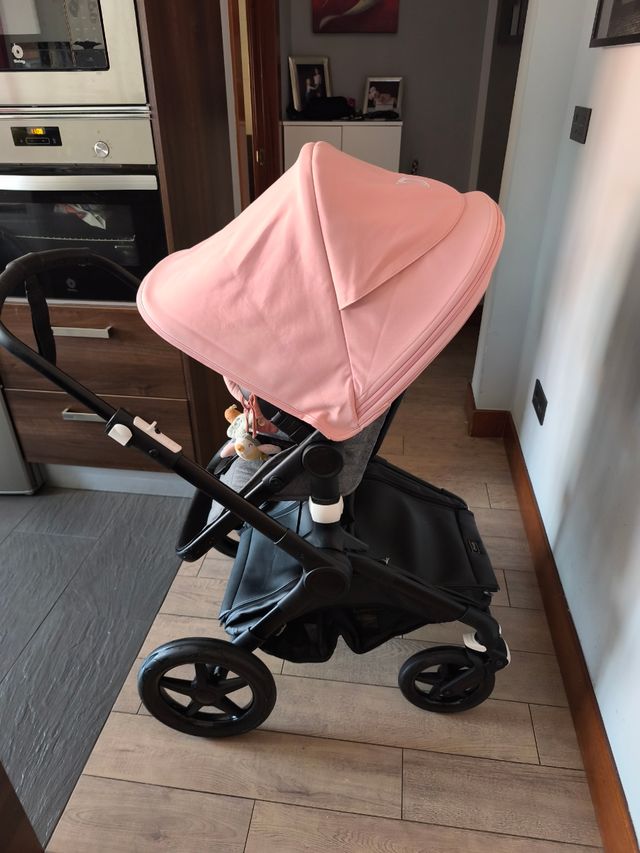 Bugaboo Fox 3 capota rosa