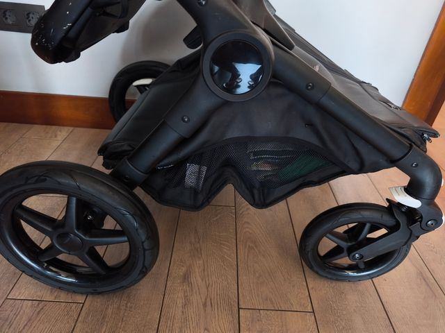 Bugaboo Fox 3 capota rosa