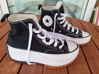 Converse All Star negras plataforma
