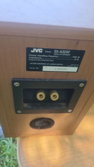 Equipo música Panasonic con altavoces