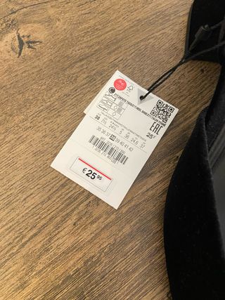 Zapato Zara terciopelo negro - 38