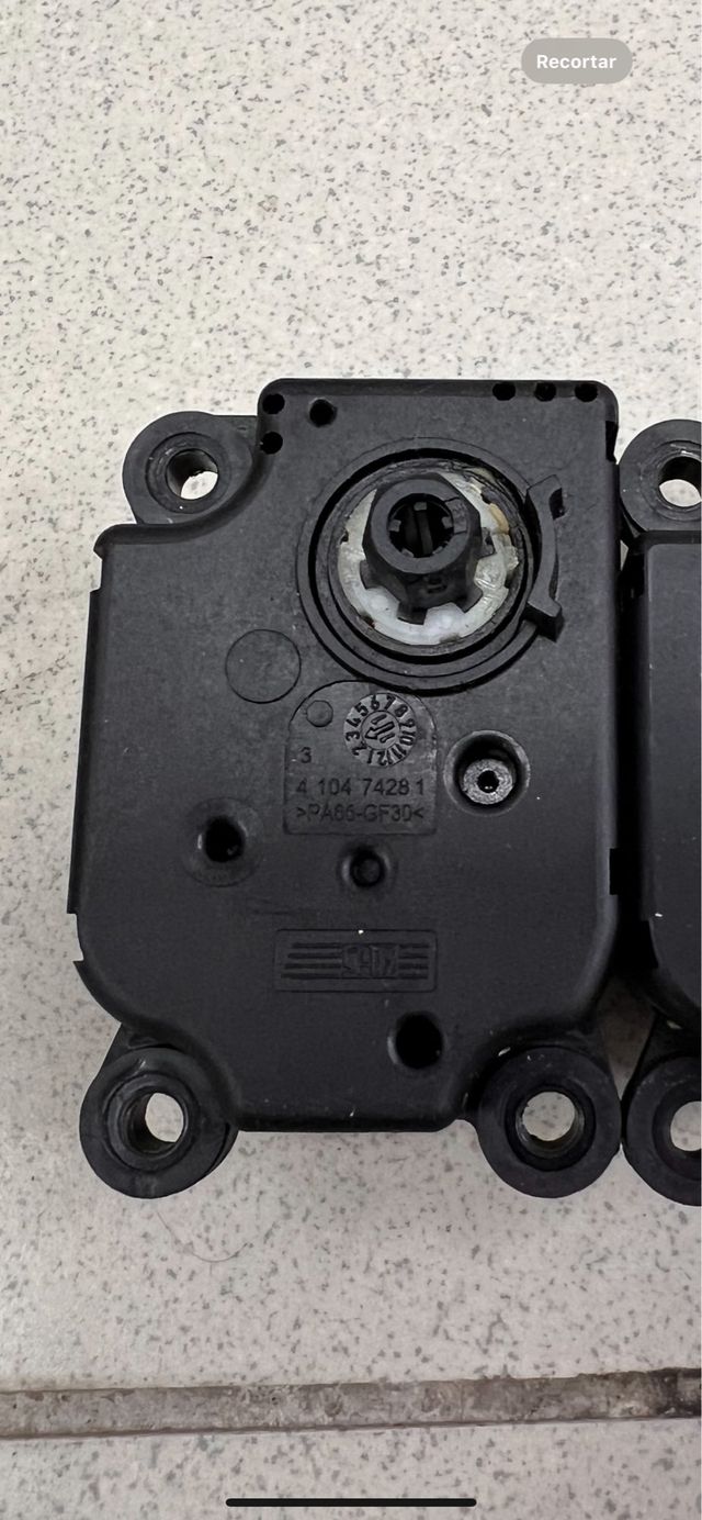 Motor Flap Citroen 410474281 - Behr