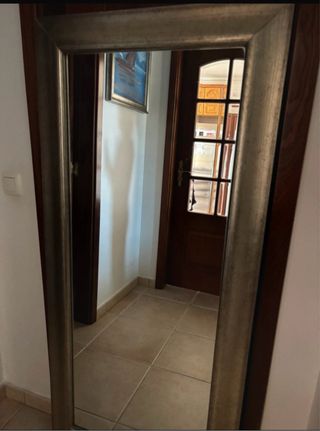 Espelho com Moldura madeira prata envelhecida.