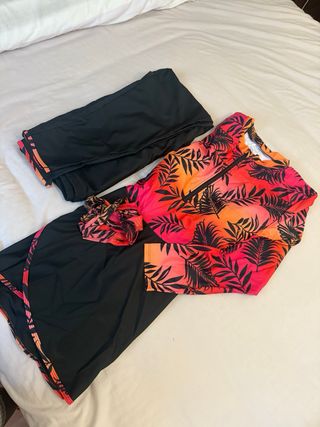 Burkini deportivo mujer rojo-negro