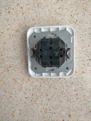 Interruptor Simon 75 - Blanco