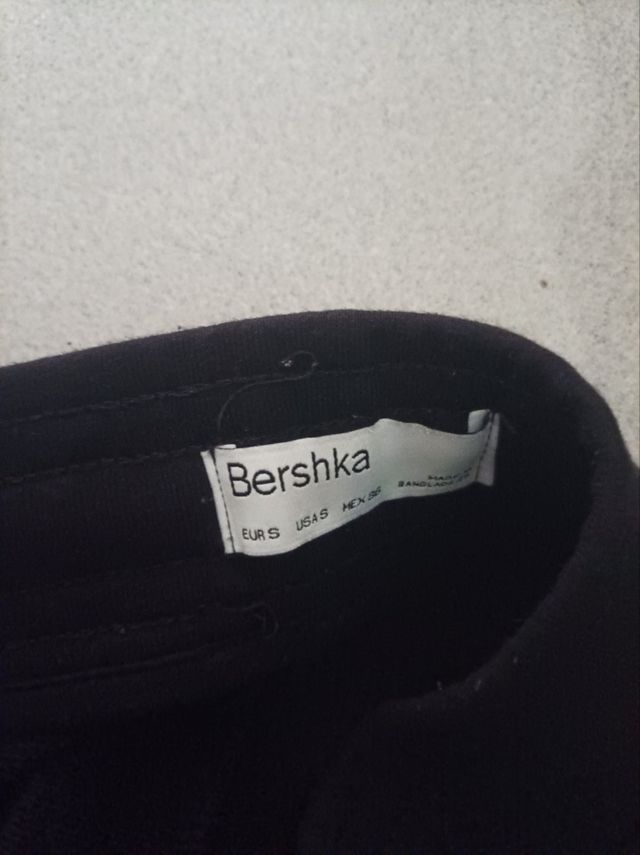 Shorts Bershka negros talla S