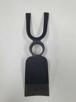 Azada 330MM - herramienta agrícola