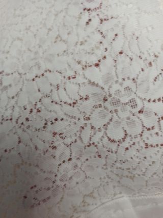 Colcha encaje blanco - cama 1'35 en su caja