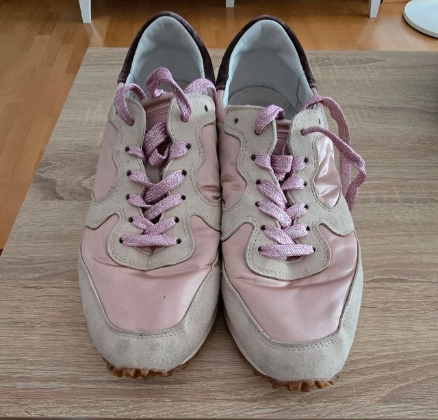 Bambas deportivas beige y rosa