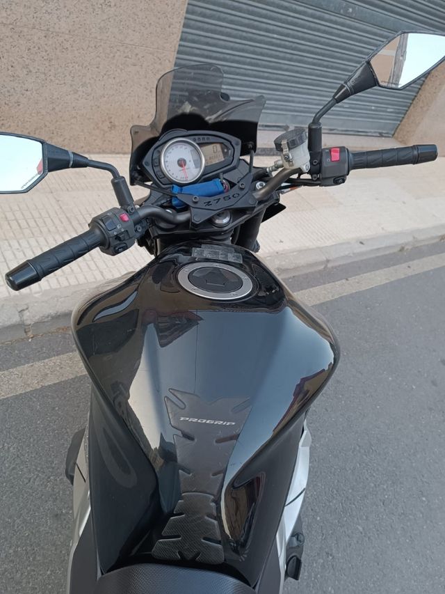 Kawasaki Z 750 - Moto