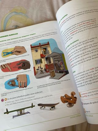 Coneixement del medi. 5 Primària. Construïm