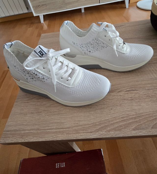 Bambas blancas mujer