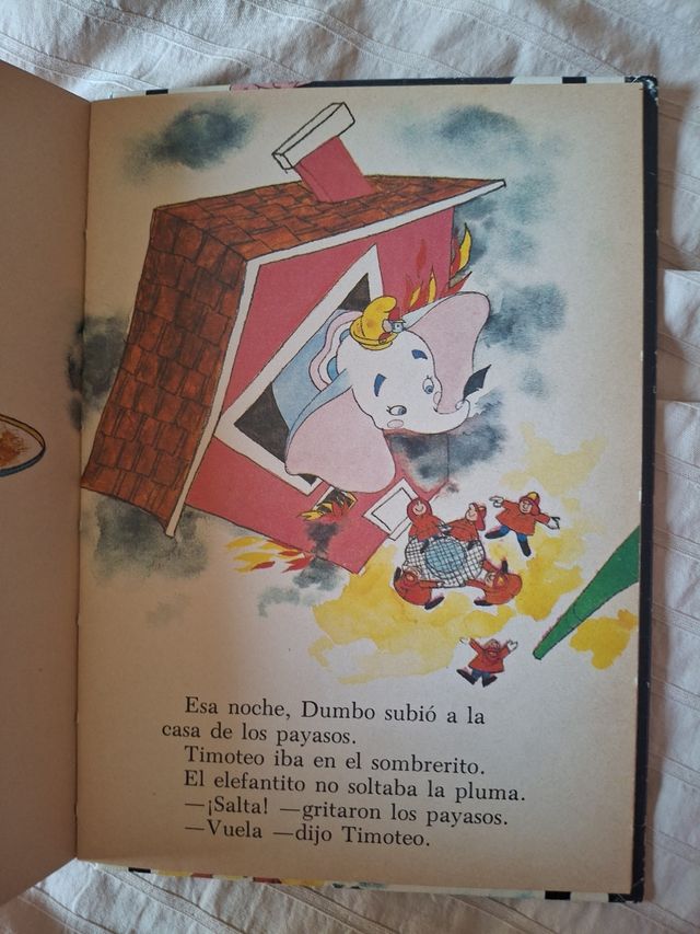 Libro Vintage Disney Dumbo