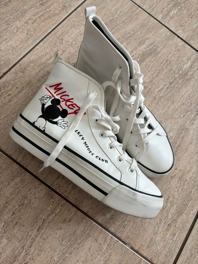 Zapatillas Mickey Mouse Lefties