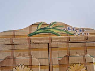 Portagioie in legno dipinto a fiori