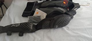 Protección Fox MX para Motocross. Nueva con etique