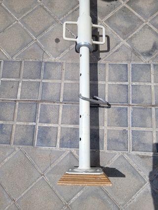 Puntal Obra regulable blanco. 225 cm + 200 cm