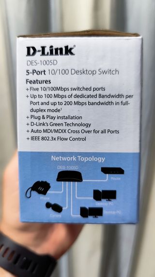 Switch D-Link DES-1005D 5 puertos