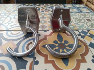 Ganchos pared bici aluminio (2)