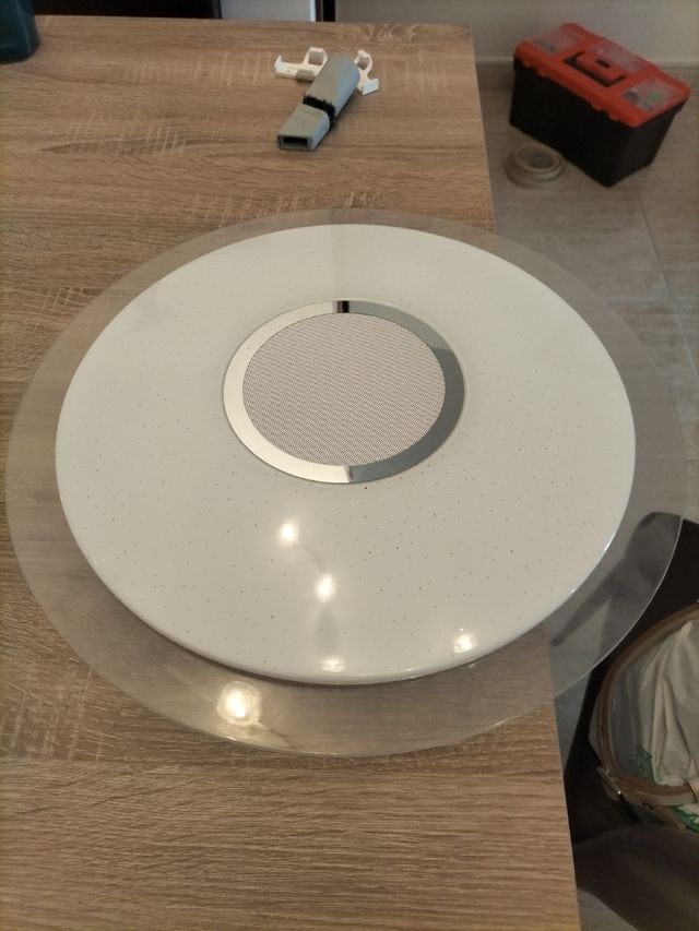 Plafón techo LED con altavoz