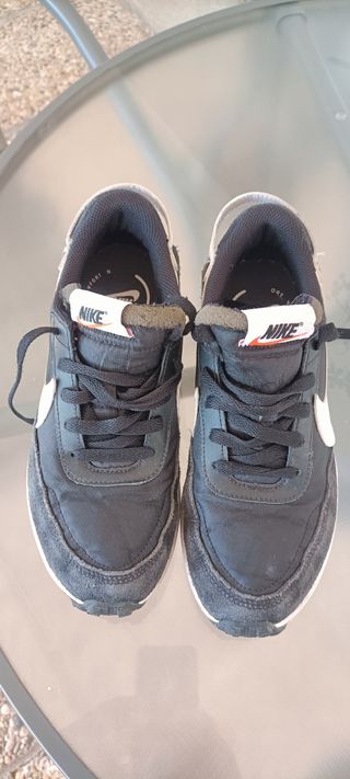 Zapatillas Nike 38.5 - negras/verdes