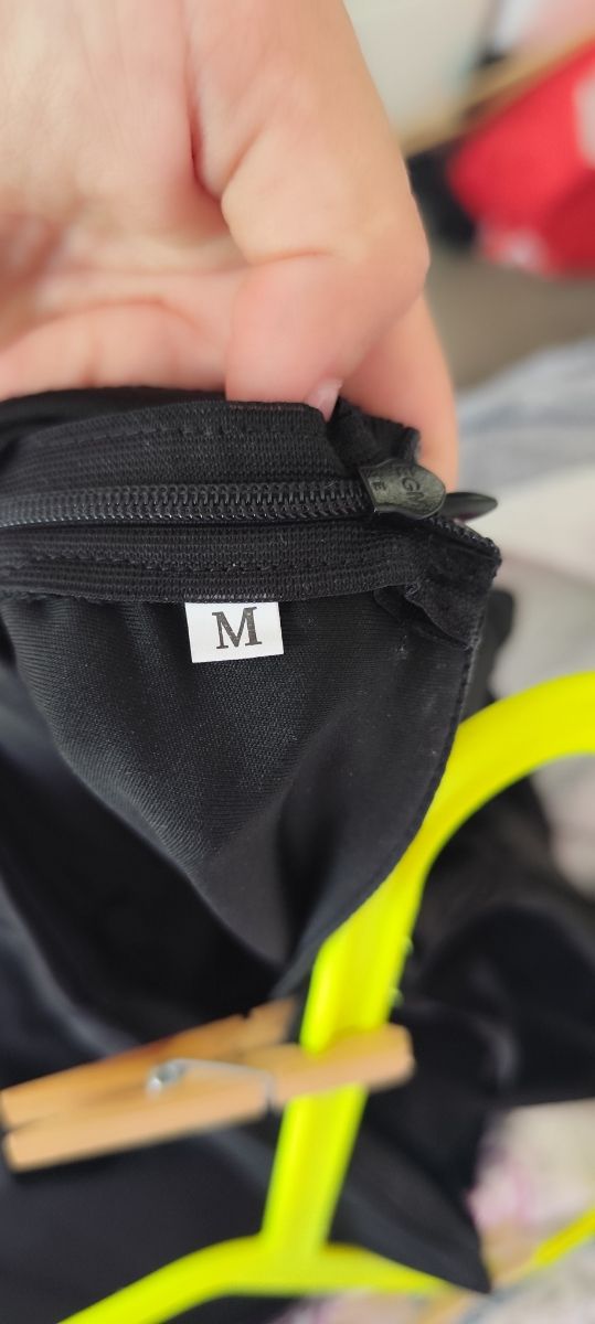 Mono negro palabra de honor