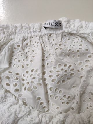 Top Guess pizzo bianco