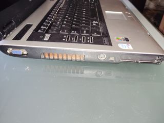 Portátil Toshiba Satellite - Gris Plata