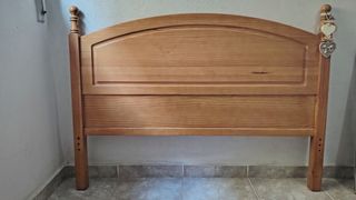 Cabecero cama 135cm -madera URGE VENDER