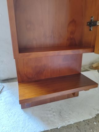 Vitrina madera clásica 30x100x15