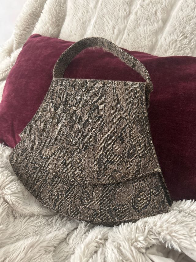 Cartera fiesta-brocado marrón de Jorge Larrainzar