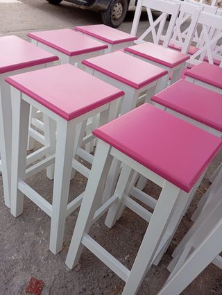 Taburetes altos de madera (minimo 6uds)