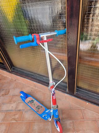 Patinete en buen estado niños – 4/5 años