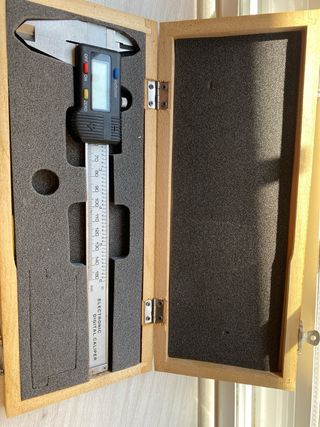 Calibrador digital acero