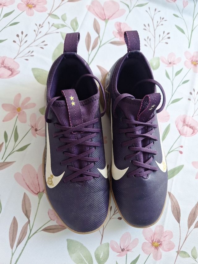 Botas Nike Mbappé Fútbol - Púrpura