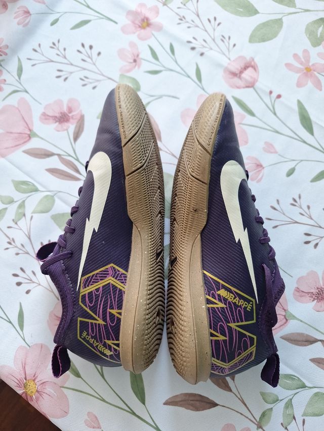 Botas Nike Mbappé Fútbol - Púrpura