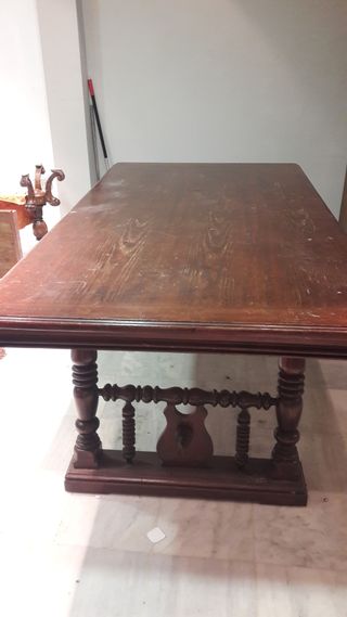 Mesa madera antigua