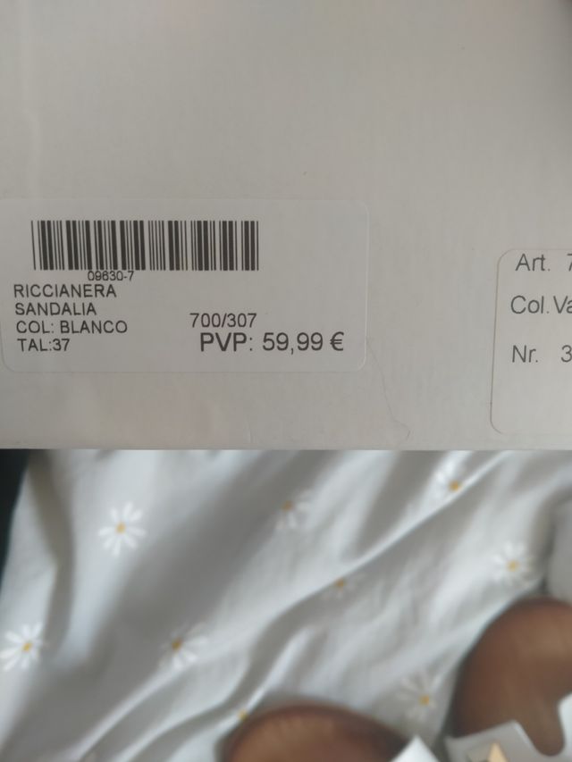 Chanclas Riccianera blancas, talla 37