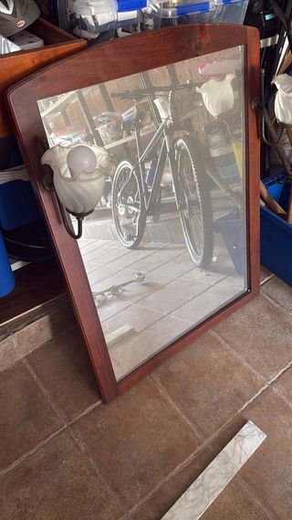 Mobili da bagno antichi con lavabo