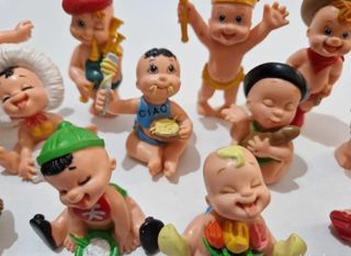 LOTE 12 FIGURA GOMA PVC GALOOB 1992 BEBES