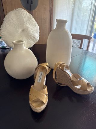 Cuñas Jimmy Choo Beige, talla 39